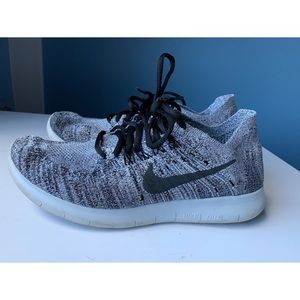 Nike Free Running Shoes